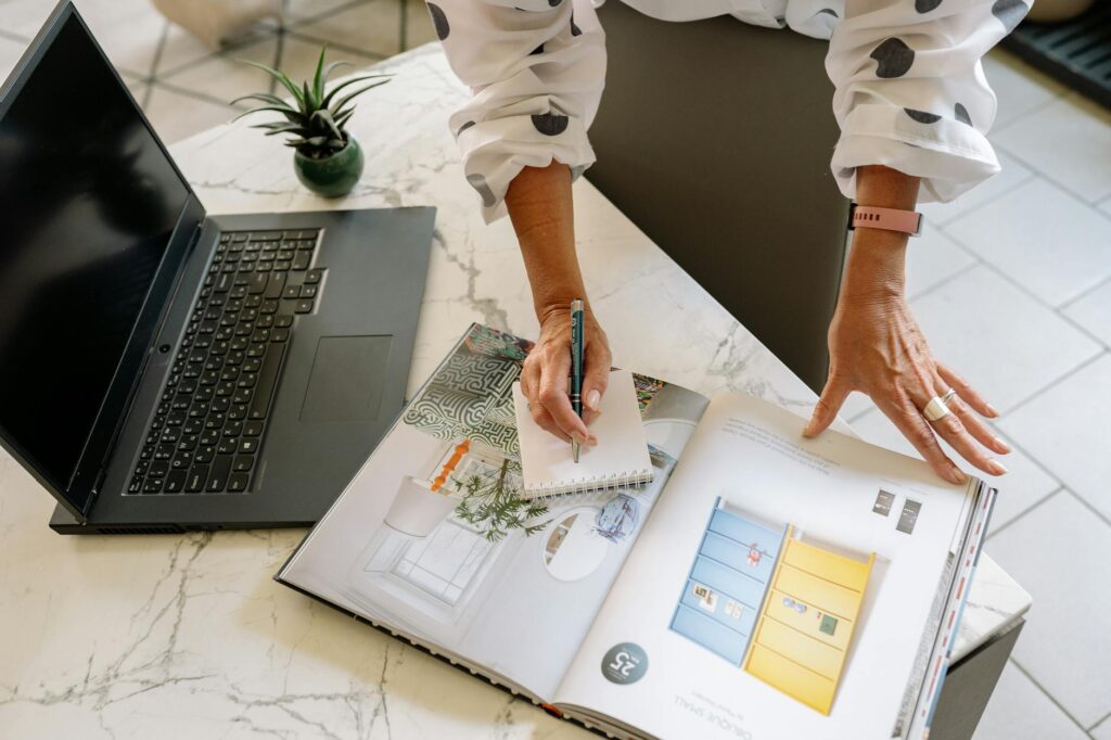 Gadget Review Blogging Slogan Ideas