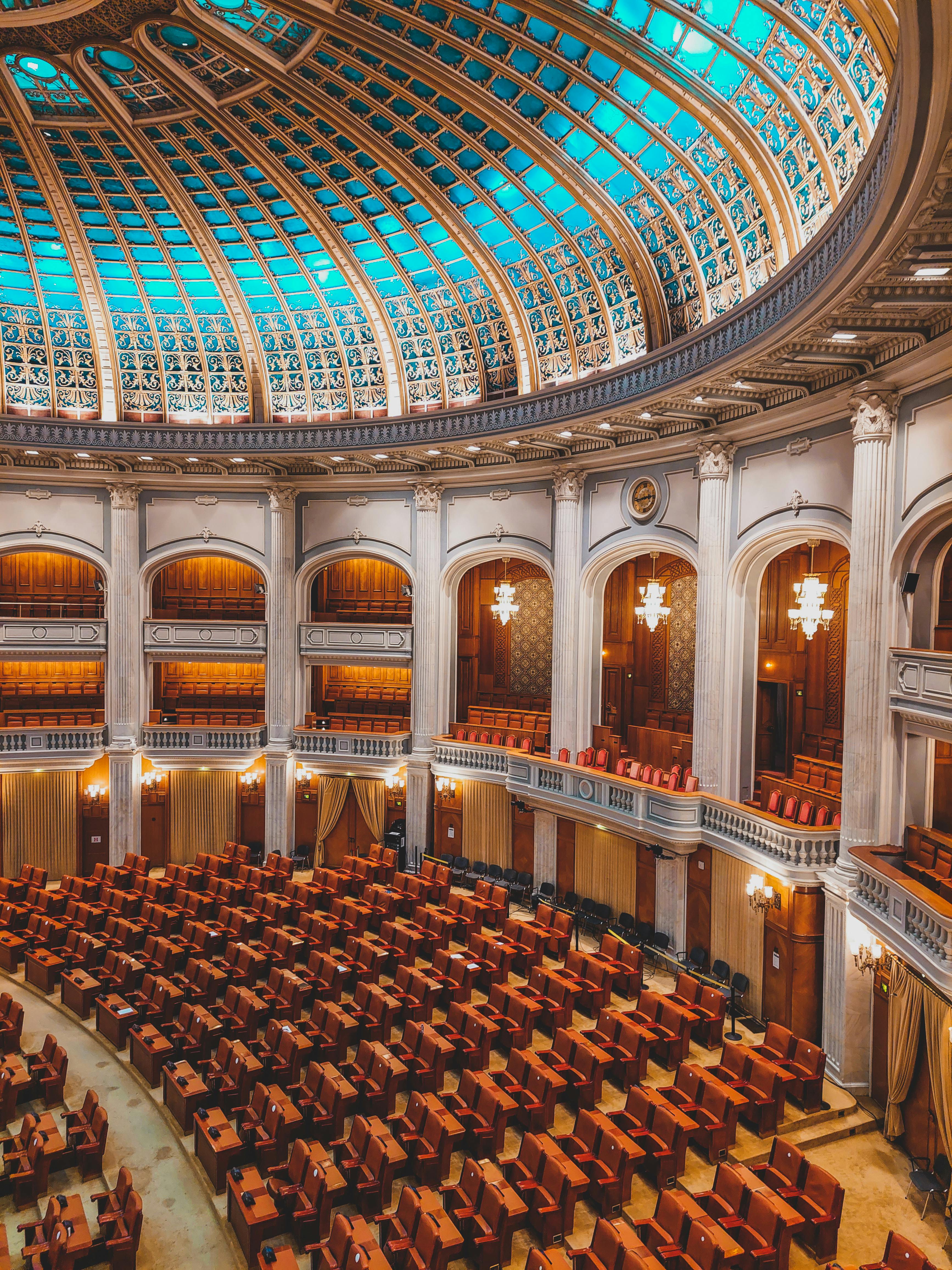 The inside of a large building with a dome