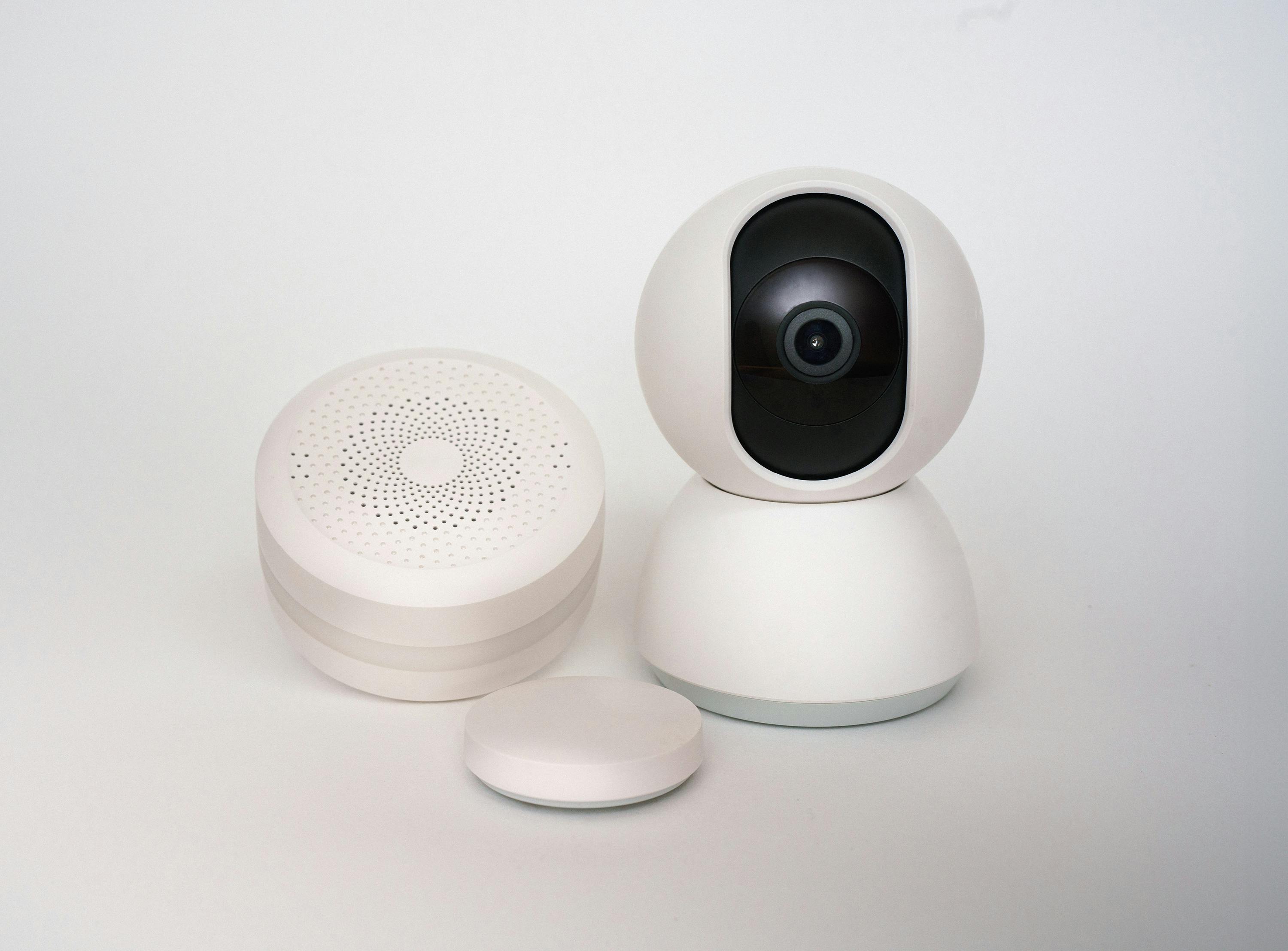 Smart home devices. Security camera.