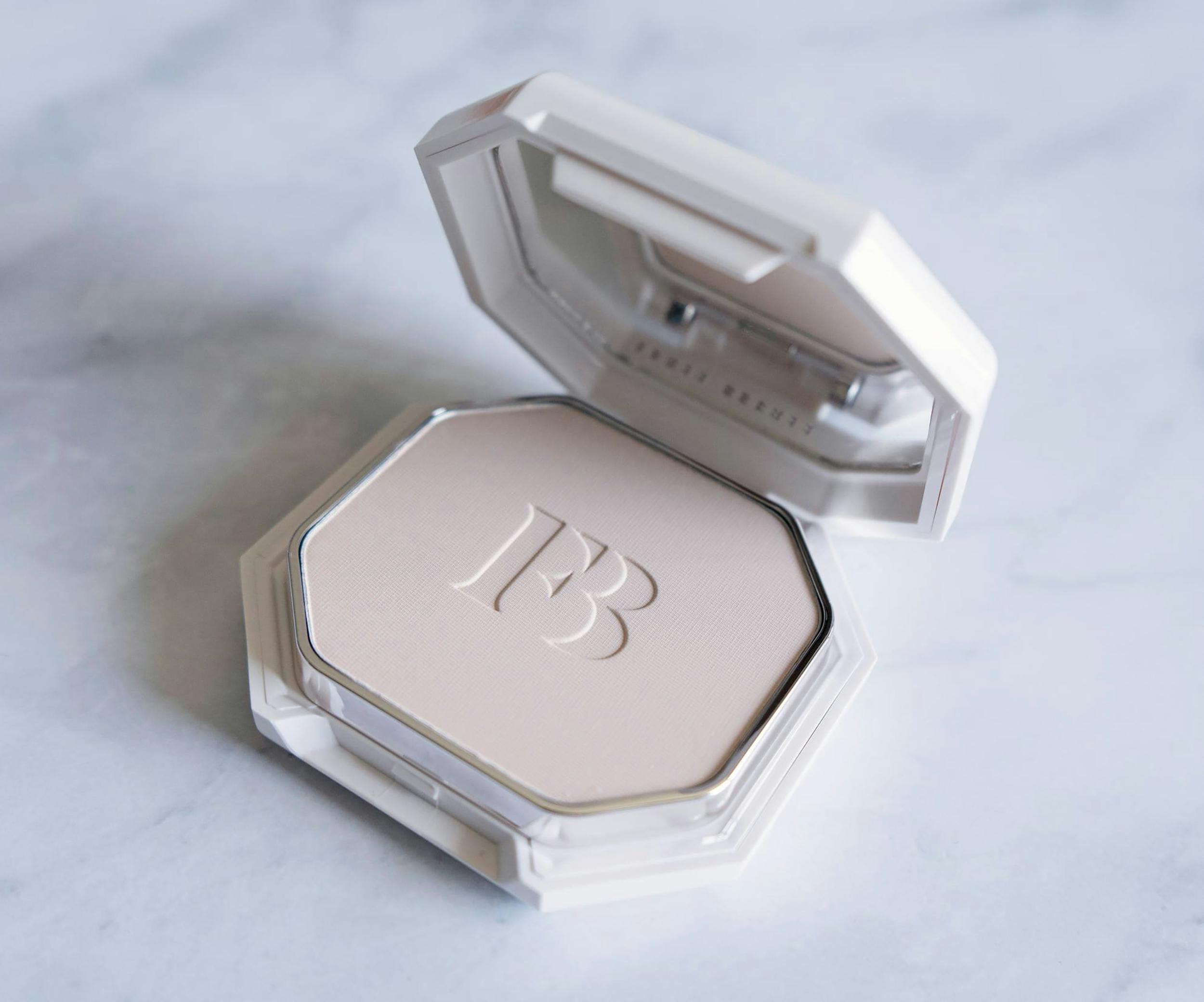 Fenty Beauty Powder Foundation 