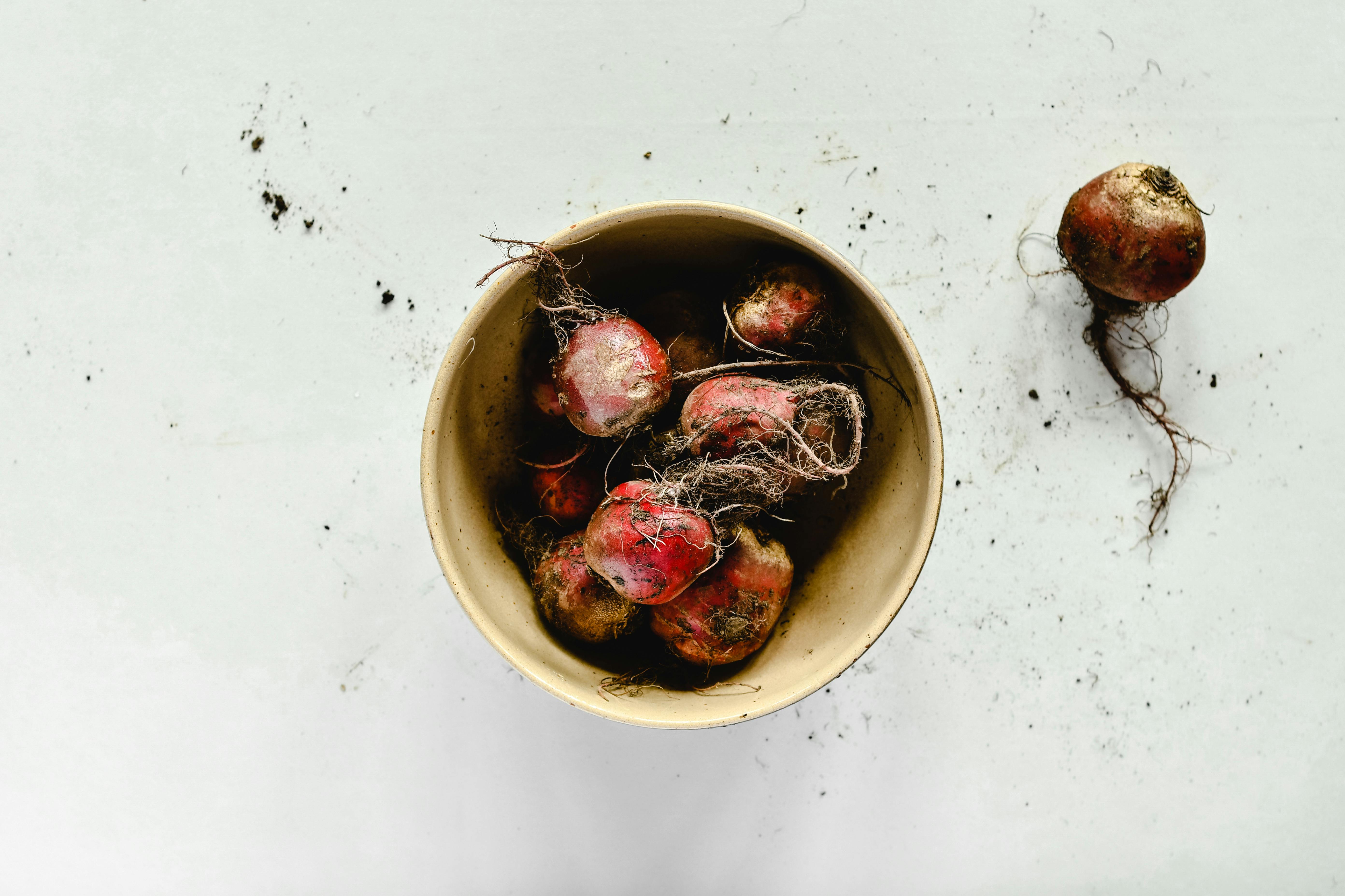 Unrooted Beetroots in a Bucket