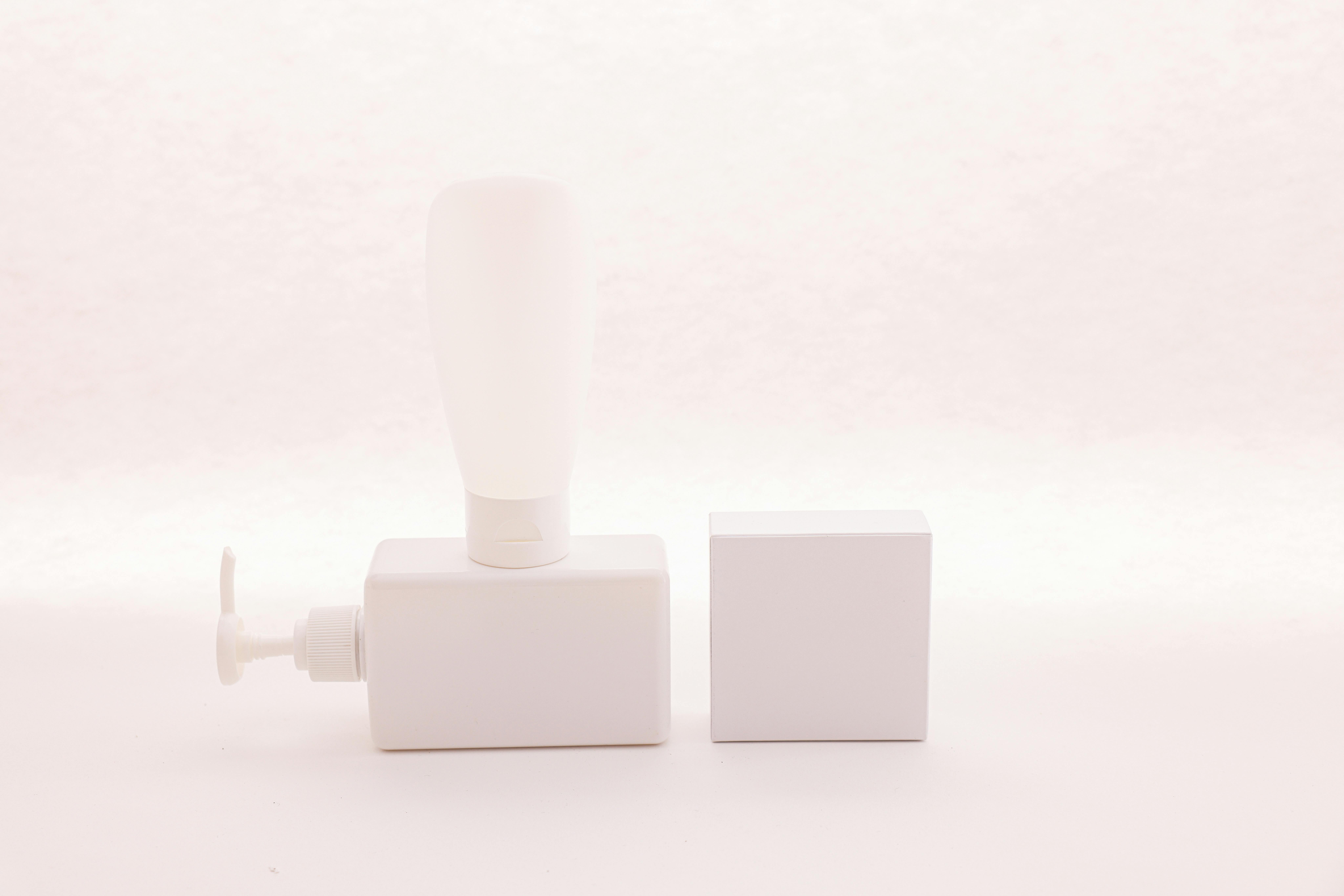 White Dispenser Pump and White Tube