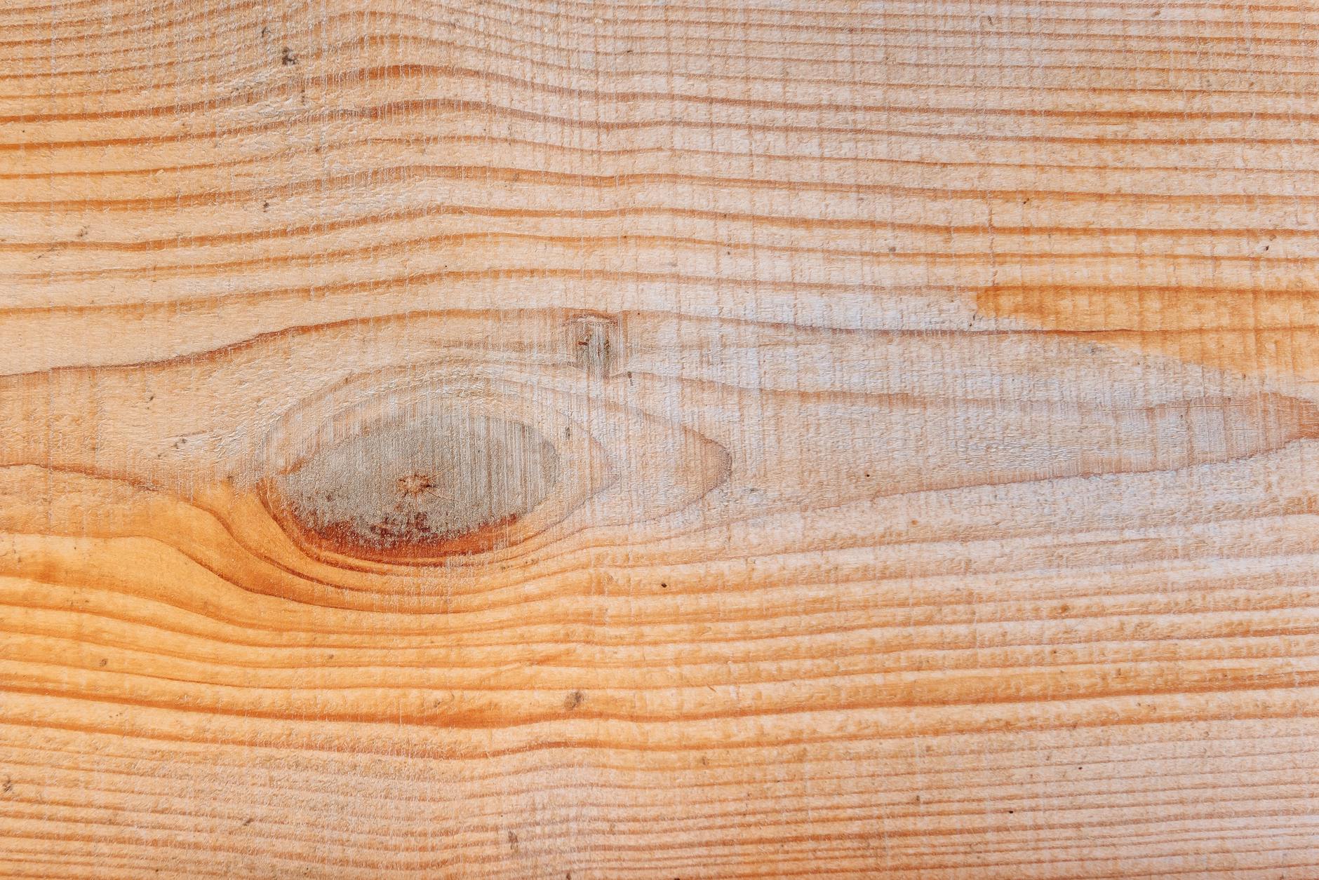 Lines Pattern on Cur Wood