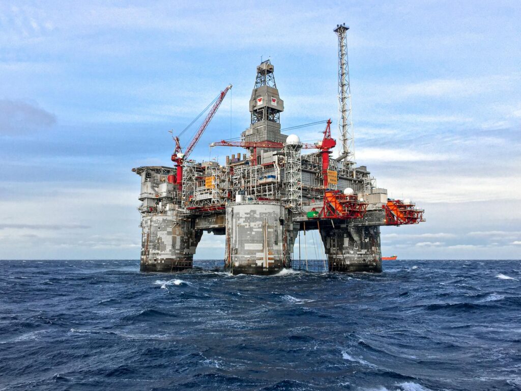 Offshore Oil Drilling Business Ideas to Start in 2024