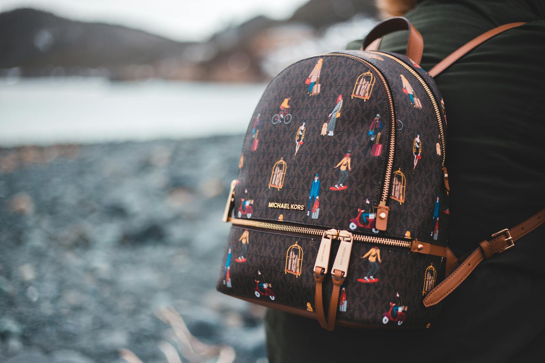 Image of a well-maintained leather travel bag