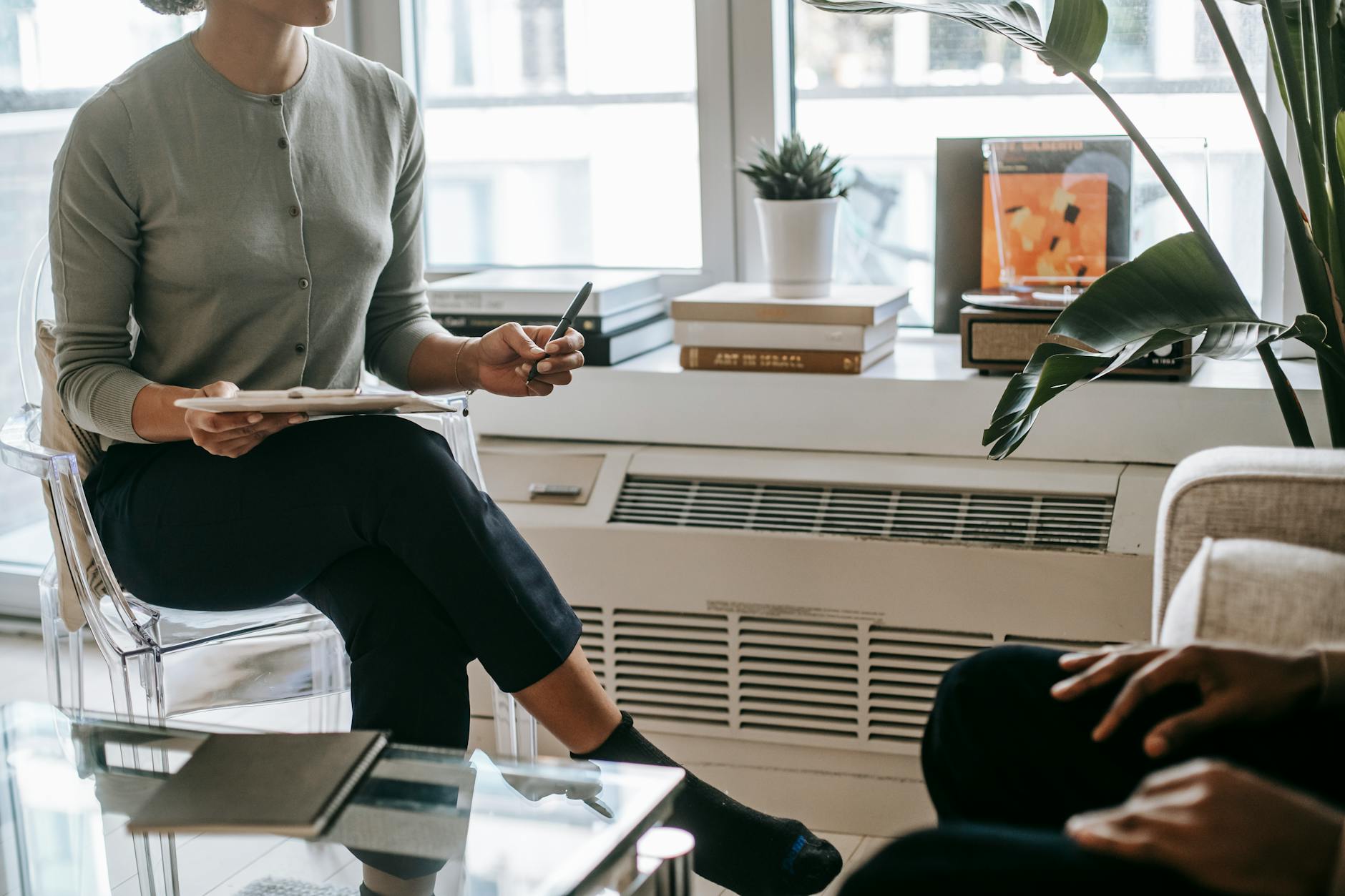 Woman talking to client