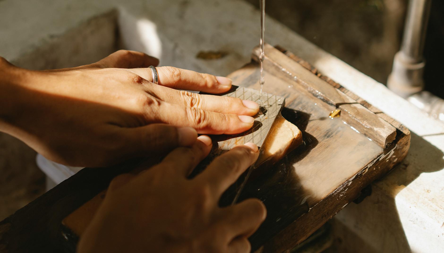 Craftsmanship with Sharpening Stones